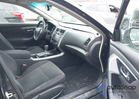 2013 Nissan Altima 2.5 Sv z USA, uszkodzony, nr VIN 1N4AL3AP6DC152478